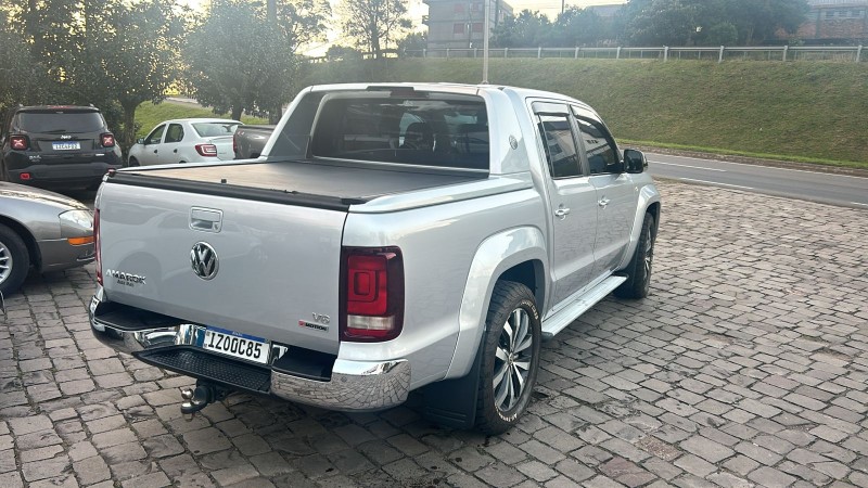 AMAROK 3.0 V6 EXTREME CD DIESEL 4X4 AT 4P AUTOMÁTICO - 2019 - FARROUPILHA