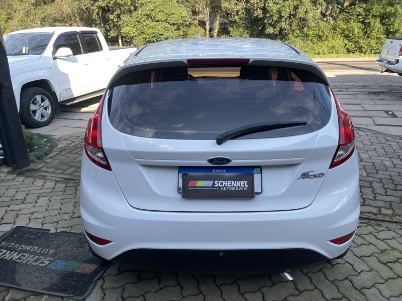 FIESTA 1.5 S HATCH 16V FLEX 4P MANUAL - 2016 - NOVA PETRóPOLIS