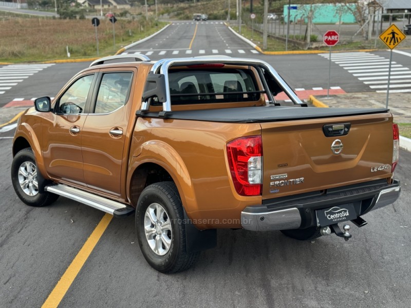 FRONTIER 2.3 LE 4X4 CD BI TURBO DIESEL 4P AUTOMÁTICO - 2017 - CARLOS BARBOSA