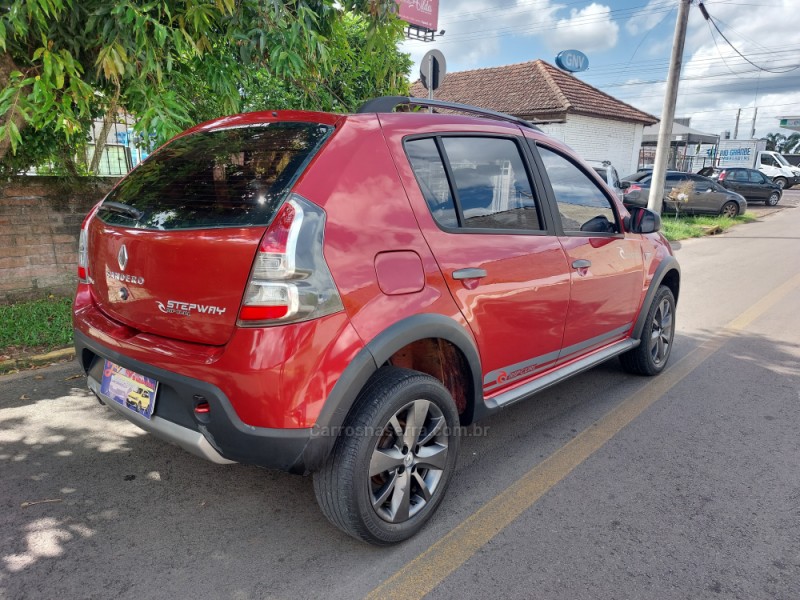 SANDERO 1.6 STEPWAY 16V FLEX 4P MANUAL - 2012 - PORTãO