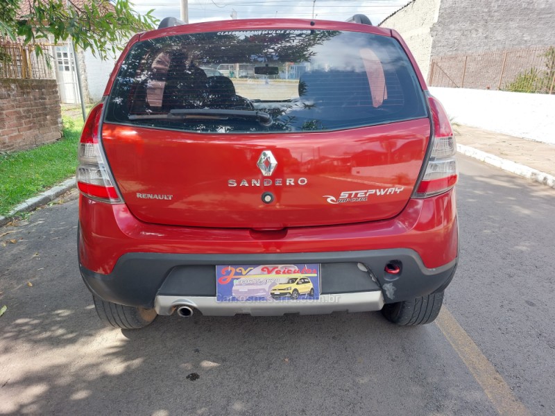 SANDERO 1.6 STEPWAY 16V FLEX 4P MANUAL - 2012 - PORTãO