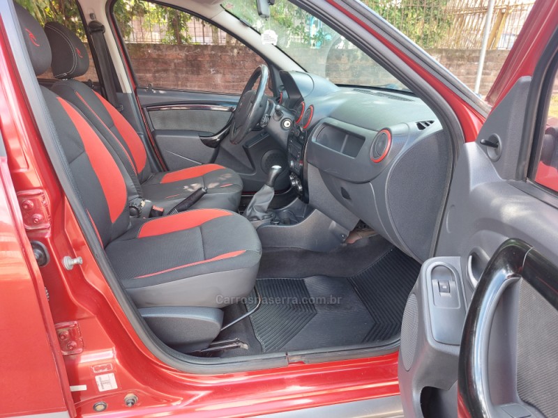 SANDERO 1.6 STEPWAY 16V FLEX 4P MANUAL - 2012 - PORTãO