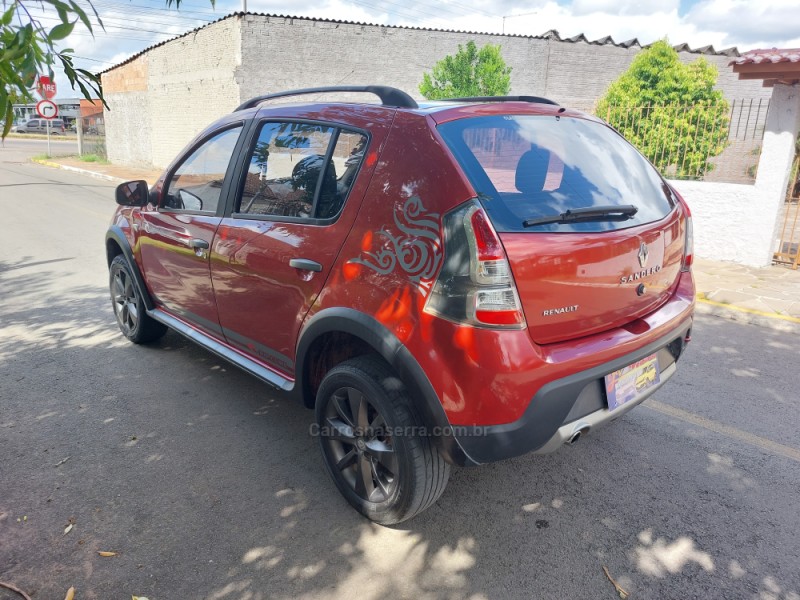 SANDERO 1.6 STEPWAY 16V FLEX 4P MANUAL - 2012 - PORTãO