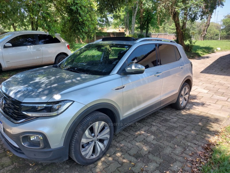 T-CROSS 1.4 HIGHLINE TSI 16V FLEX 4P AUTOMÁTICO - 2019 - PORTãO