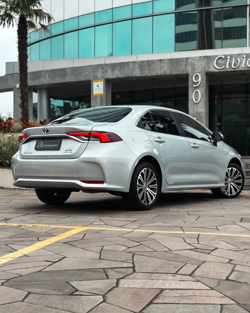 COROLLA 1.8 ALTIS PREMIUM 16V HÍBRIDO 4P AUTOMÁTICO - 2020 - NOVO HAMBURGO