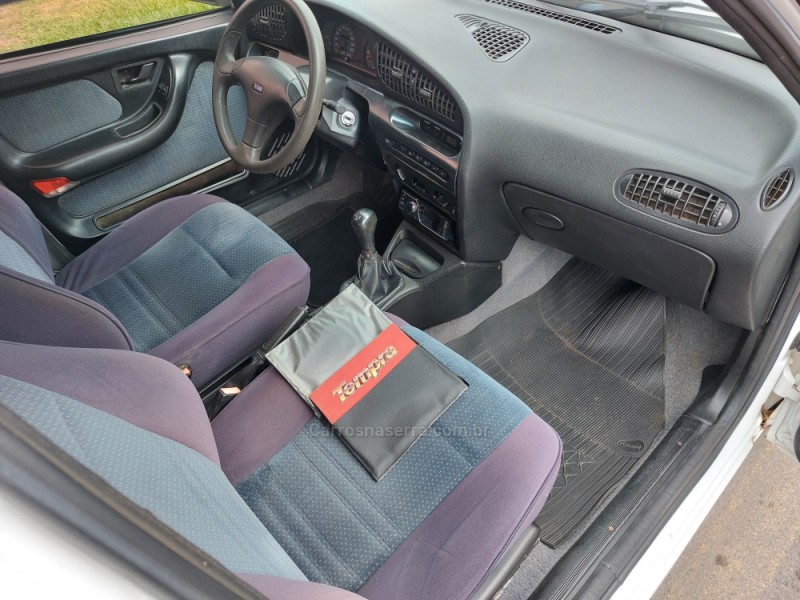 TEMPRA 2.0 IE 8V GASOLINA 4P MANUAL - 1995 - PORTãO