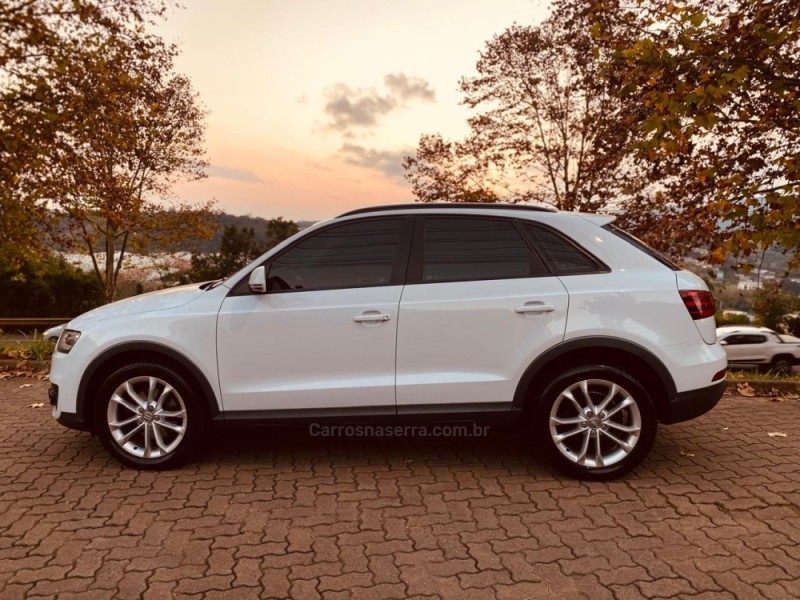 Q3 2.0 TFSI AMBIENTE QUATTRO 4P GASOLINA S TRONIC - 2014 - DOIS IRMãOS