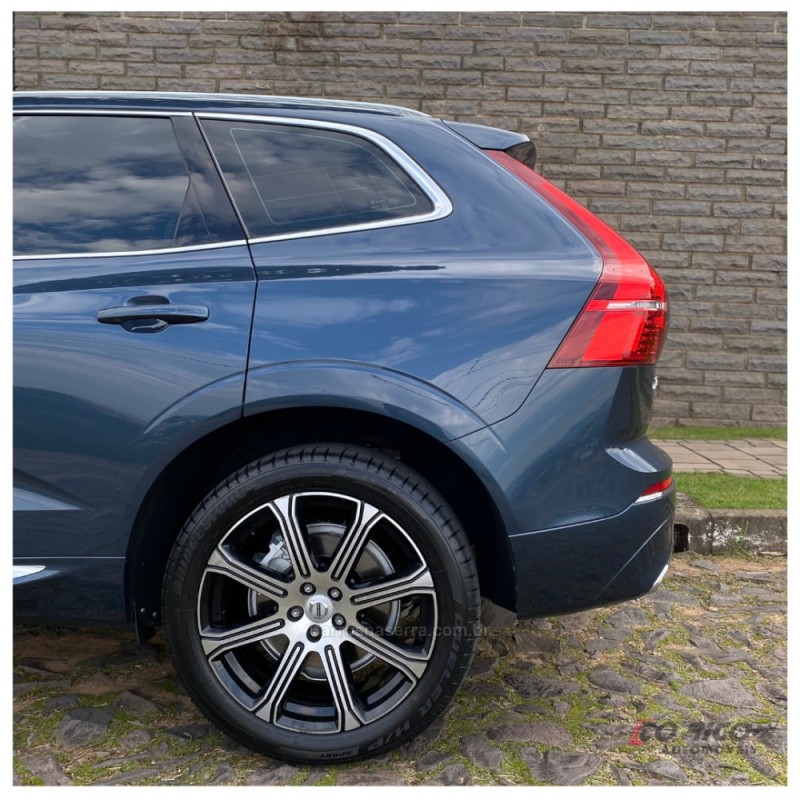 XC60 2.0 T8 R DESIGN HYBRID GASOLINA 4P AUTOMÁTICO - 2020 - CAMPO BOM