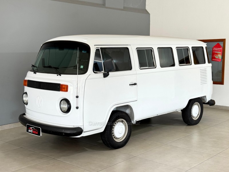 KOMBI 1.6 LUXO 8V GASOLINA 3P MANUAL - 1985 - IVOTI