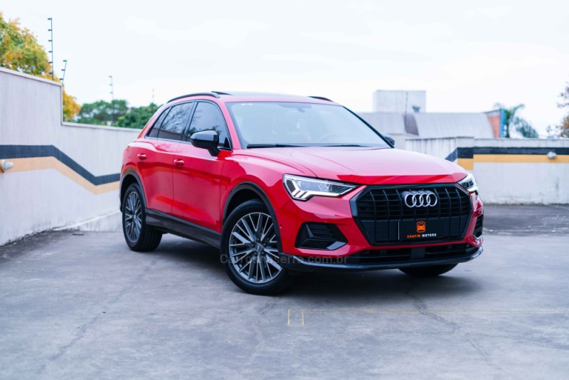 Q3 1.4 TFSI BLACK EDITION S TRONIC FLEX 4P AUTOMATICO - 2020 - PORTO ALEGRE