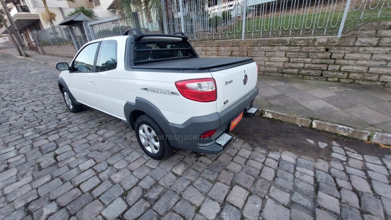 STRADA 1.4 FREEDOM CD 8V FLEX 3P MANUAL - 2019 - FARROUPILHA