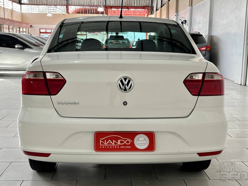 VOYAGE 1.6 MI COMFORTLINE 8V FLEX 4P MANUAL - 2021 - ESTâNCIA VELHA