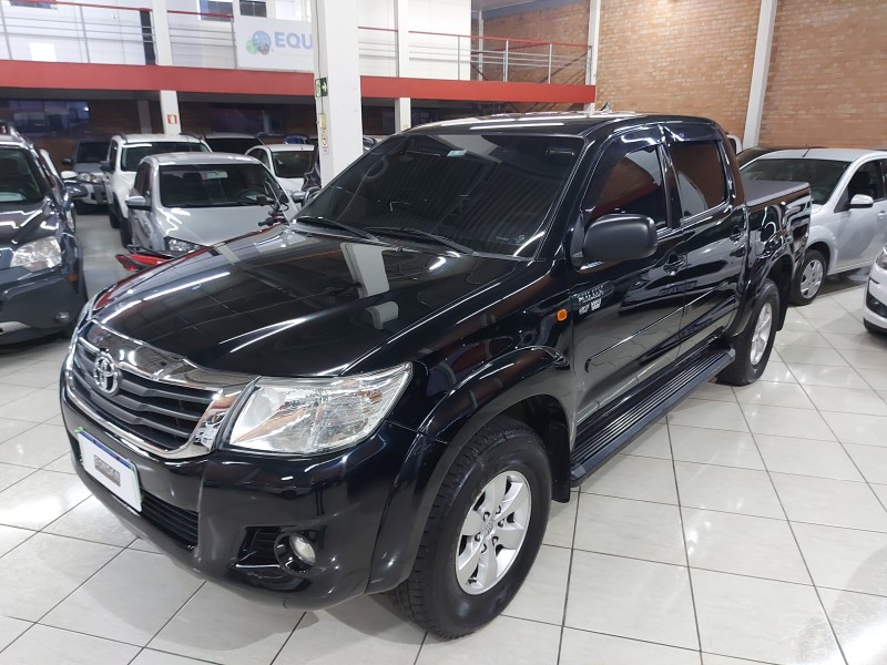 HILUX 2.7 SR 4X2 CD 16V FLEX 4P AUTOMÁTICO - 2015 - FARROUPILHA