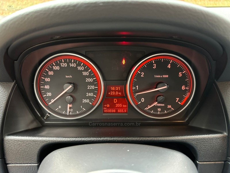 X1 2.0 16V TURBO ACTIVEFLEX SDRIVE20I 4P AUTOMÁTICO - 2015 - DOIS IRMãOS