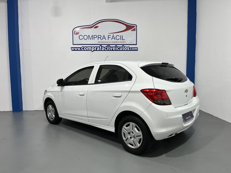 ONIX 1.0 MPFI LT 8V FLEX 4P MANUAL - 2015 - BENTO GONçALVES