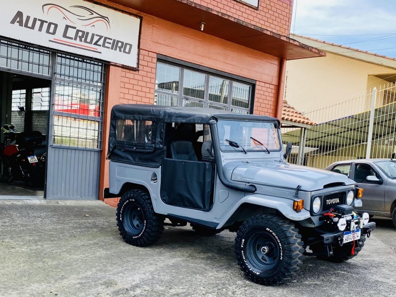 BANDEIRANTE 4.0 OJ50L 4X4 TETO LONA DIESEL 2P MANUAL - 1978 - CAXIAS DO SUL