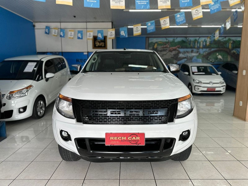 RANGER 3.2 XLT 4X4 CD 20V DIESEL 4P AUTOMÁTICO - 2014 - CAXIAS DO SUL