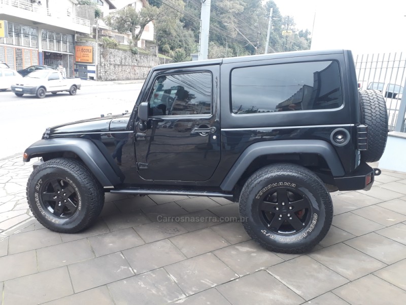 WRANGLER 3.6 SPORT 4X4 V6 12V GASOLINA 2P AUTOMÁTICO - 2012 - BENTO GONçALVES