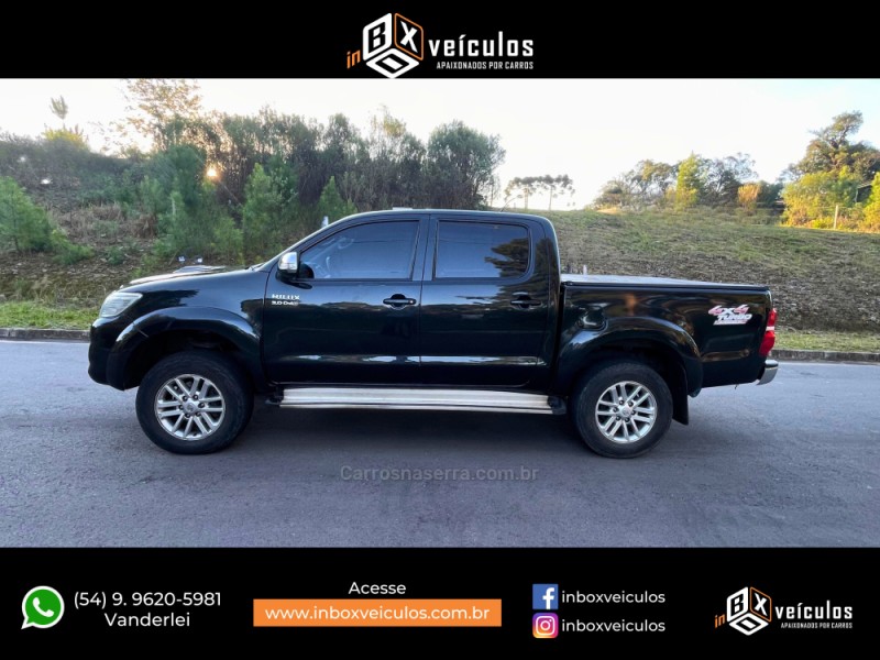 HILUX 3.0 SRV 4X4 CD 16V TURBO INTERCOOLER DIESEL 4P AUTOMÁTICO - 2012 - GRAMADO