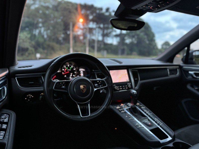 MACAN 2.0 16V GASOLINA 4P AUTOMÁTICO - 2018 - SãO FRANCISCO DE PAULA
