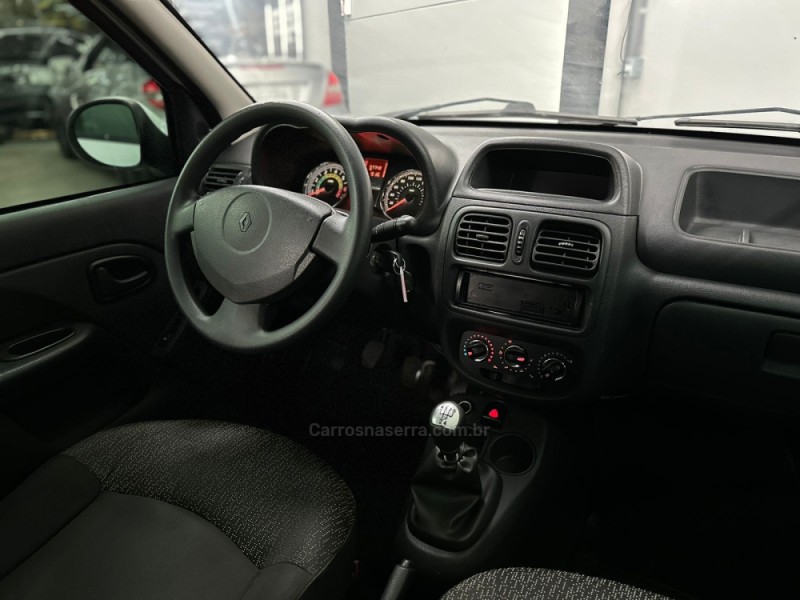 CLIO 1.0 EXPRESSION 8V GASOLINA 4P MANUAL - 2014 - NOVO HAMBURGO