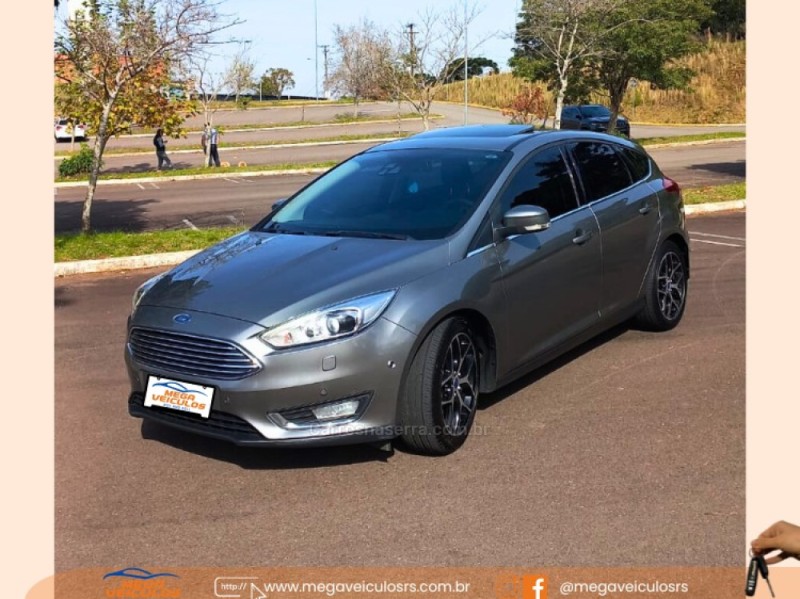 FOCUS 2.0 TITANIUM PLUS HATCH 16V FLEX 4P AUTO - 2016 - BENTO GONçALVES