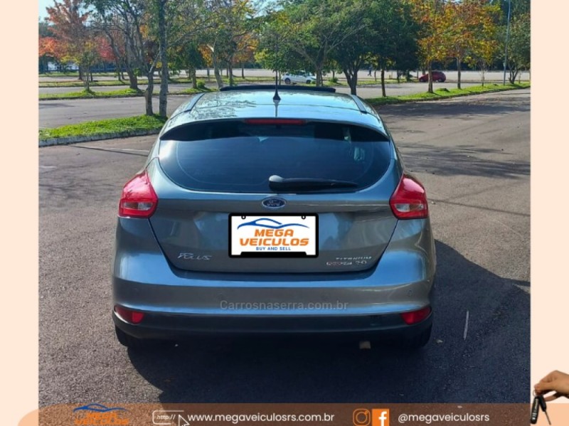 FOCUS 2.0 TITANIUM PLUS HATCH 16V FLEX 4P AUTO - 2016 - BENTO GONçALVES