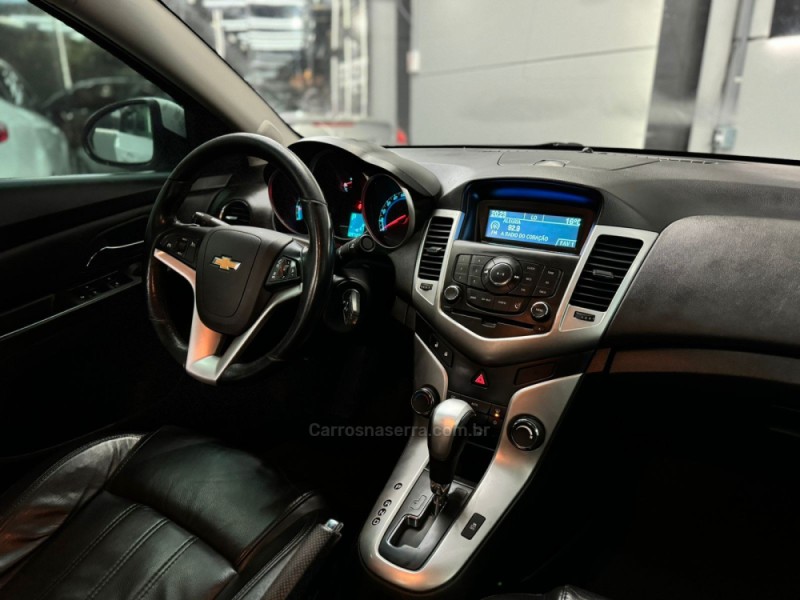 CRUZE 1.8 LT 16V FLEX 4P AUTOMÁTICO - 2013 - NOVO HAMBURGO