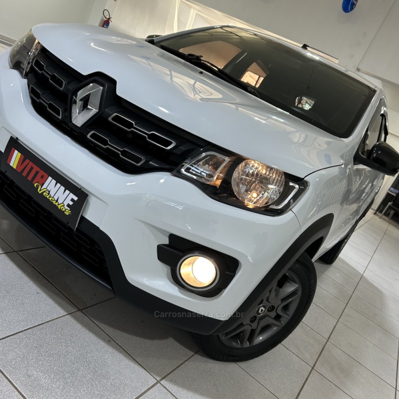 KWID 1.0 12V SCE FLEX INTENSE MANUAL - 2018 - CAXIAS DO SUL