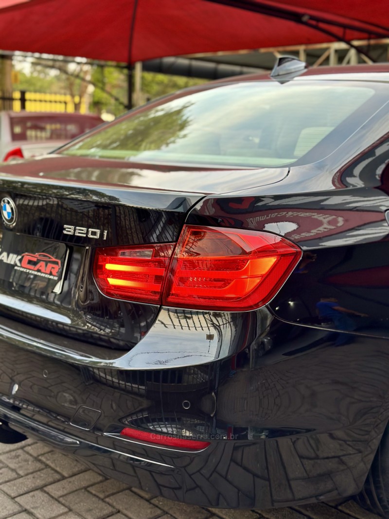 320I 2.0 GP 16V TURBO GASOLINA 4P AUTOMÁTICO - 2015 - ESTâNCIA VELHA