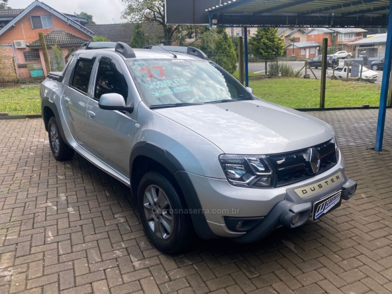 DUSTER OROCH 2.0 16V FLEX DYNAMIQUE 4P AUTOMÁTICO - 2017 - CANELA