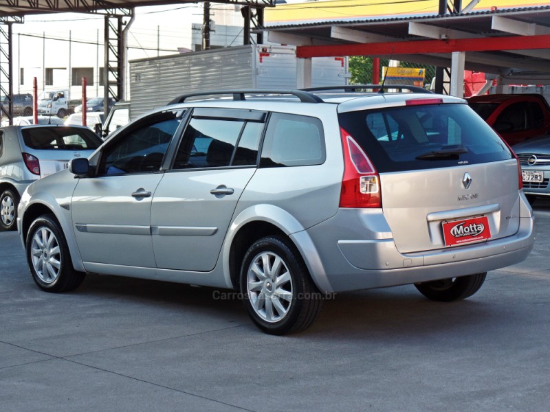 MÉGANE 1.6 EXPRESSION GRAND TOUR 16V FLEX 4P MANUAL - 2011 - CAXIAS DO SUL