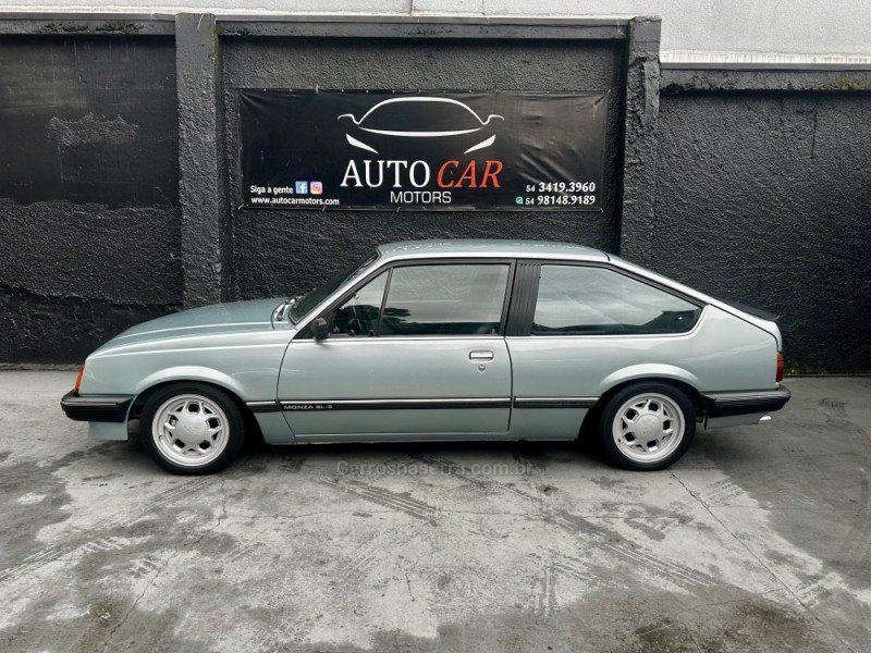 MONZA 1.6 SL/E HATCH ÁLCOOL 2P MANUAL - 1982 - CAXIAS DO SUL