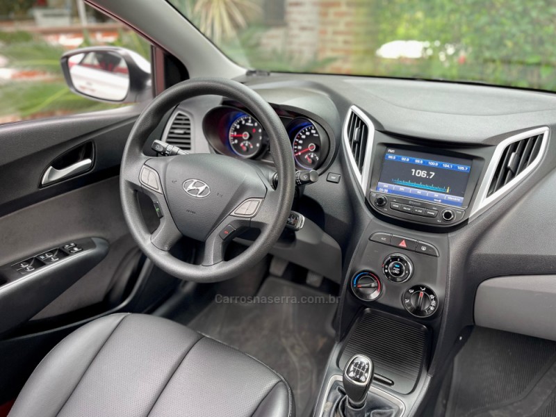 HB20S 1.6 COMFORT PLUS 16V FLEX 4P MANUAL - 2019 - ROLANTE