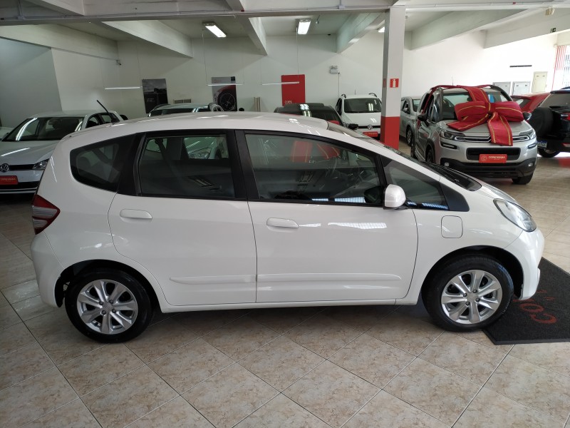 FIT 1.4 LX 8V FLEX 4P MANUAL - 2014 - CAXIAS DO SUL