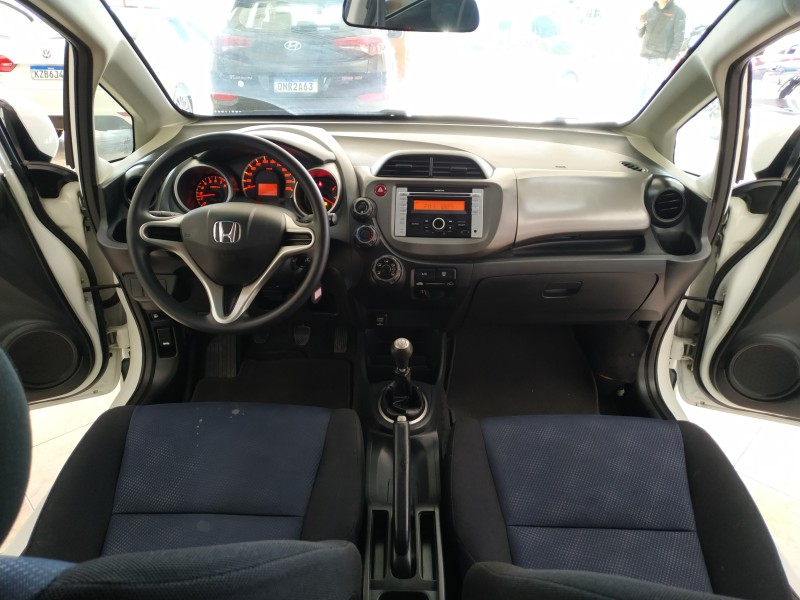 FIT 1.4 LX 8V FLEX 4P MANUAL - 2014 - CAXIAS DO SUL