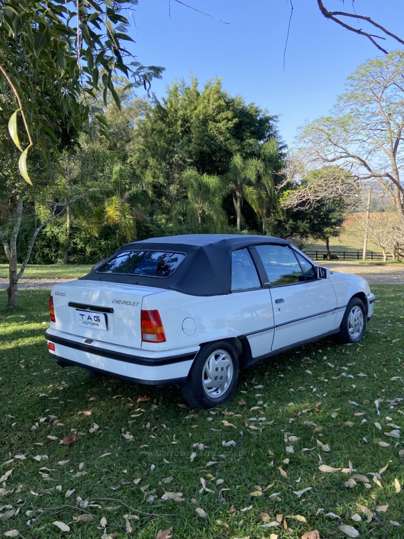 KADETT 2.0 MPFI GSI CONVERSIVEL 8V GASOLINA 2P MANUAL - 1992 - CAMPO BOM