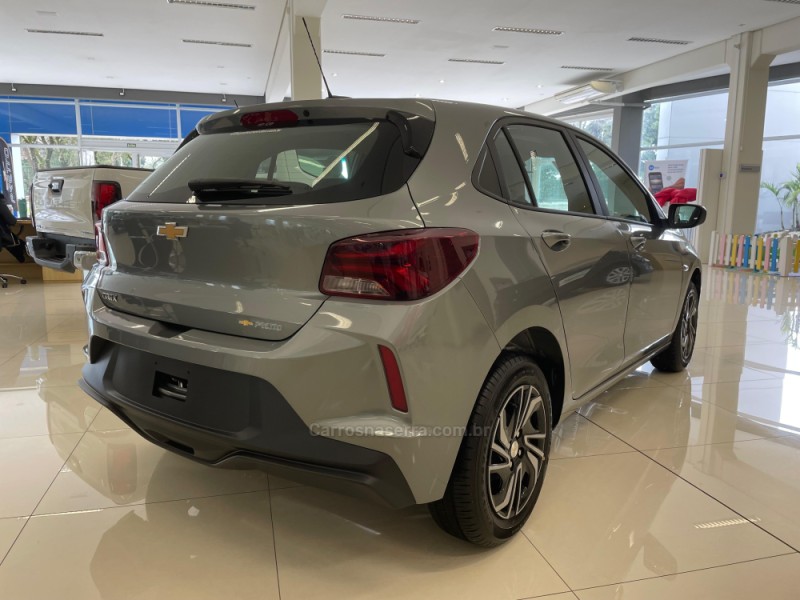 ONIX 1.0 12V FLEX 4P MANUAL - 2026 - VERANóPOLIS