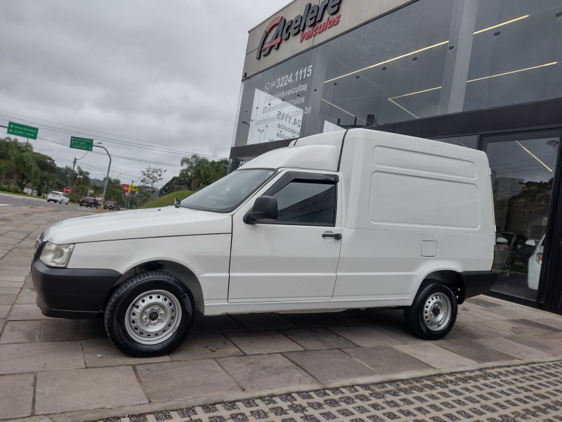 FIORINO 1.3 MPI FURGÃO 8V FLEX 2P MANUAL - 2013 - CAXIAS DO SUL