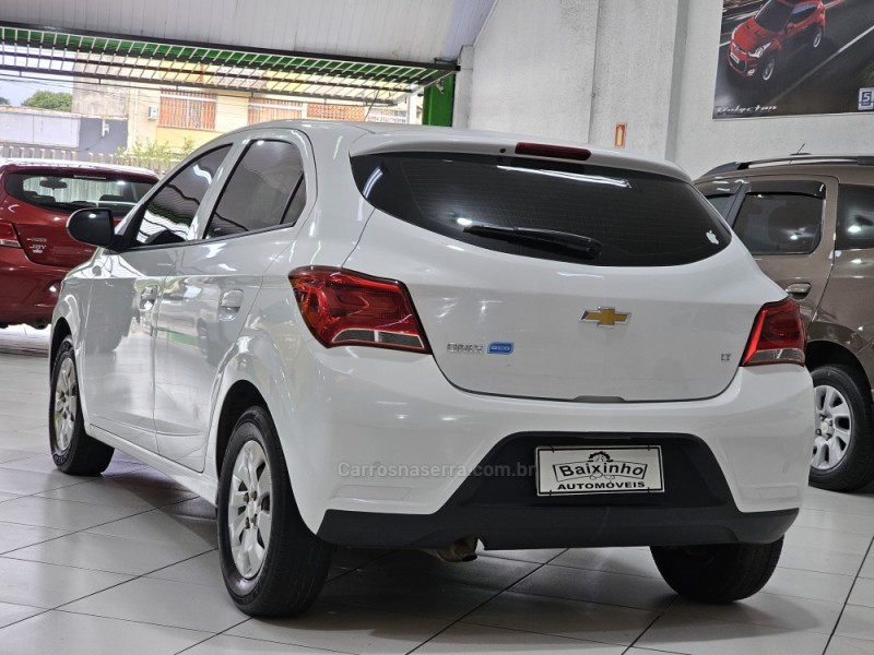 ONIX 1.0 MPFI LT 8V FLEX 4P MANUAL - 2018 - SAPUCAIA DO SUL