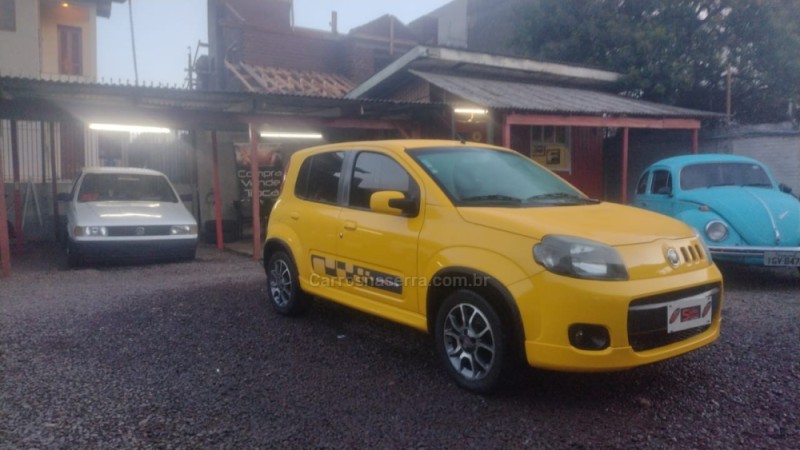 UNO 1.4 EVO SPORTING 8V FLEX 4P MANUAL - 2012 - CAXIAS DO SUL