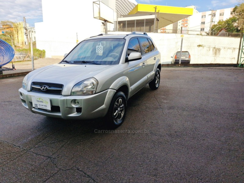 TUCSON 2.0 MPFI GL 16V 142CV 2WD GASOLINA 4P MANUAL - 2008 - BENTO GONçALVES