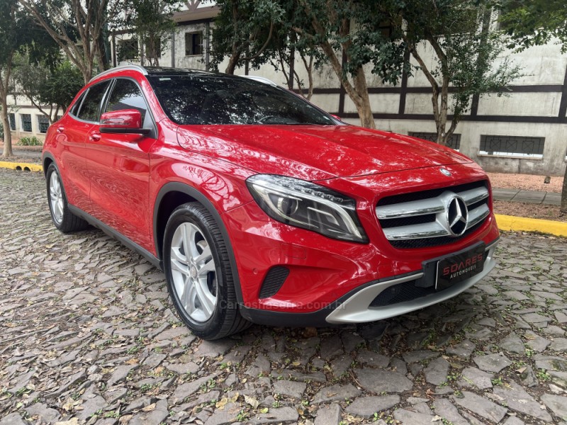 GLA 200 1.6 CGI VISION 16V TURBO GASOLINA 4P AUTOMÁTICO - 2015 - NOVO HAMBURGO