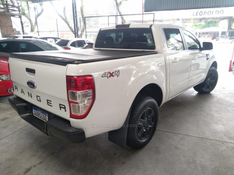 RANGER 2.2 XLS 4X4 CD 16V DIESEL 4P MANUAL - 2017 - CAXIAS DO SUL