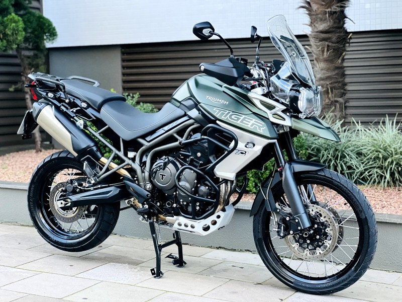 TIGER 800 XCX 