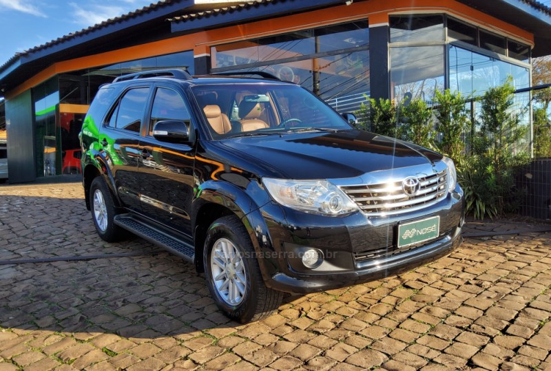 HILUX SW4 2.7 SR 7 LUGARES 4X2 16V FLEX 4P AUTOMÁTICO - 2015 - NãO-ME-TOQUE