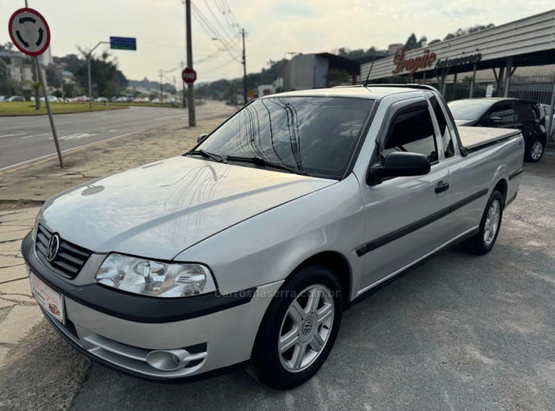 SAVEIRO 1.6 MI SUPER SURF CS 8V GASOLINA 2P MANUAL G.III - 2003 - CAXIAS DO SUL