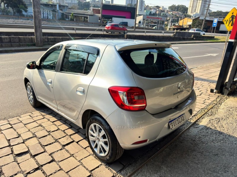 SANDERO 1.6 EXPRESSION 8V FLEX 4P MANUAL - 2015 - CAXIAS DO SUL