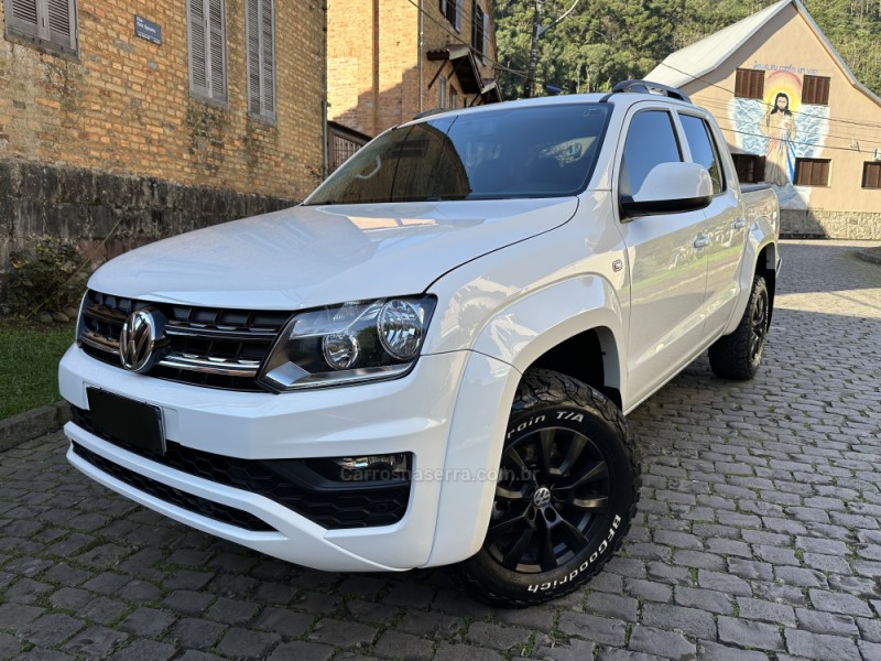 AMAROK 2.0 TRENDLINE 4X4 CD 16V TURBO INTERCOOLER DIESEL 4P AUTOMÁTICO - 2018 - CAXIAS DO SUL