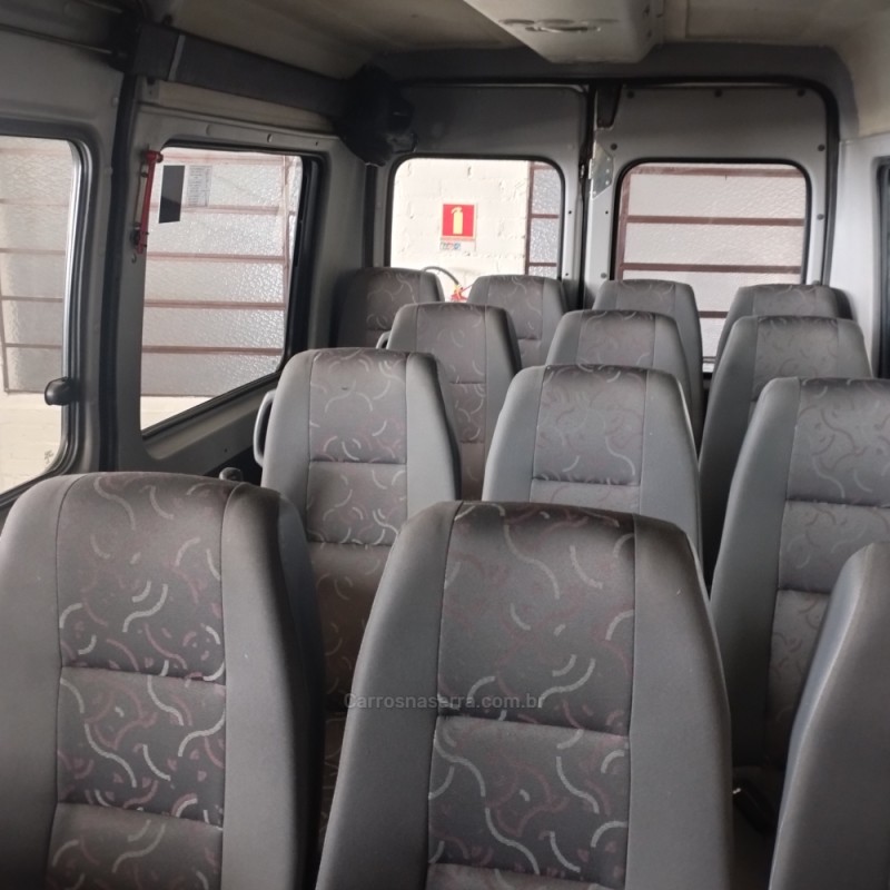 DUCATO 2.3 MINIBUS TETO ALTO 16V TURBO DIESEL 3P MANUAL - 2014 - CAXIAS DO SUL